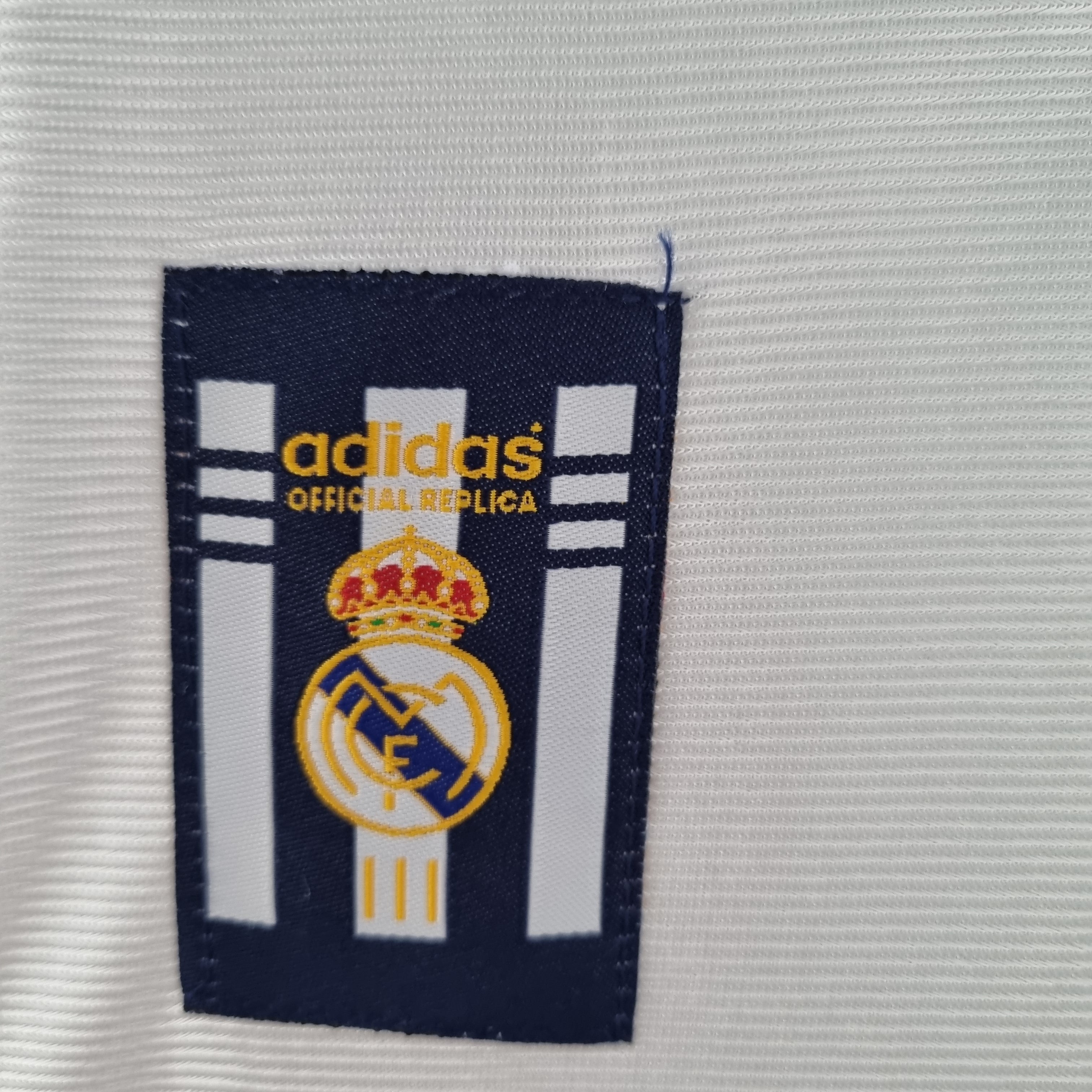 Retro Real Madrid 2000-01 Home Jersey